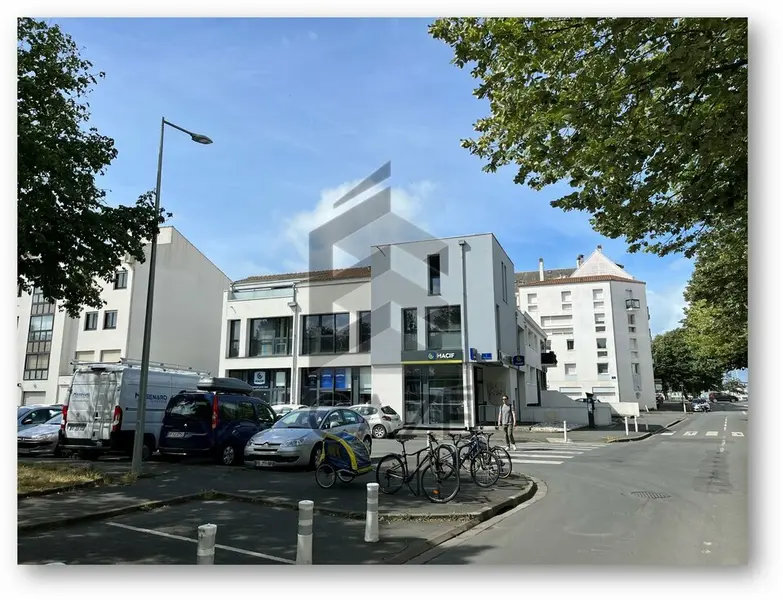 Bureau à louer - La Rochelle (17000) - 458 m² - 11 666 €/mois