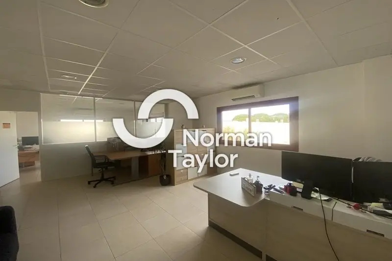 Bureau à louer - Pérols (34470) - 350 m² - 3 900 €/mois