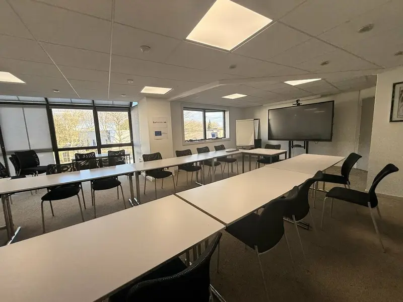 Bureau à vendre - Beauvais (60000) - 1200 m²