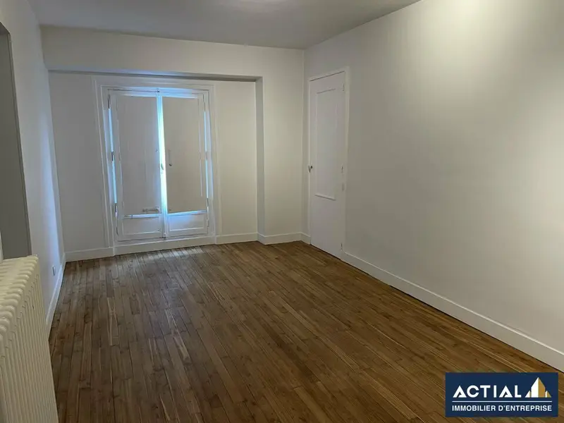 Bureau à vendre - Nantes (44000) - 144 m²