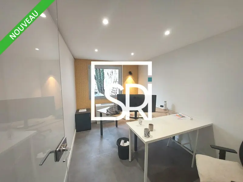 Bureau à louer - Clermont-Ferrand (63100) - 285 m² - 2 166 €/mois