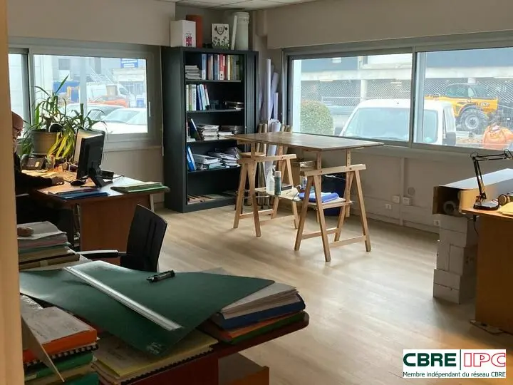 Bureau à louer - Bayonne (64100) - 133 m² - 1 800 €/mois