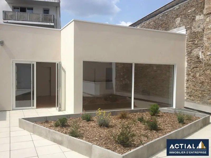 Bureau à louer - Nantes (44000) - 85 m² - 1 700 €/mois