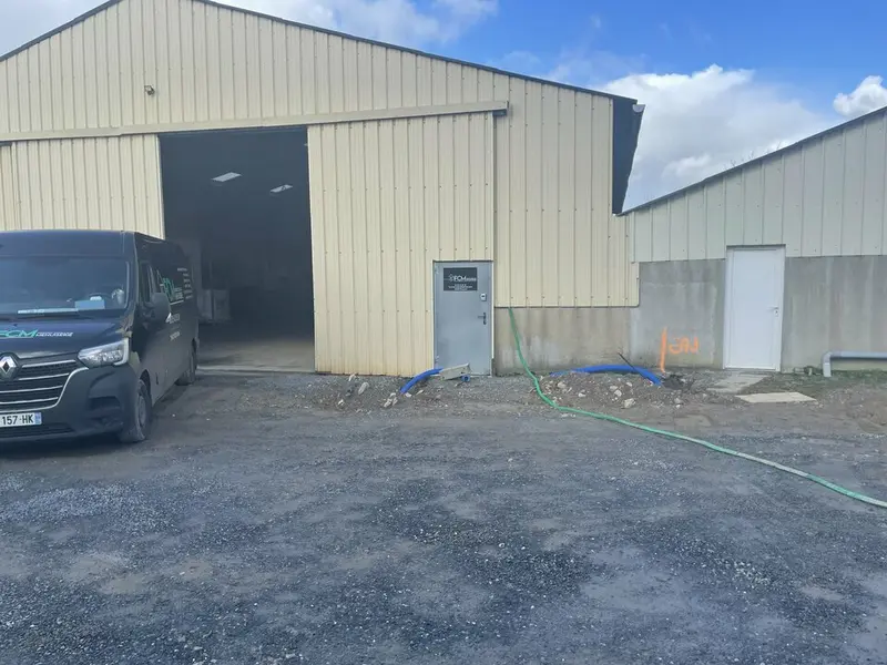 Entrepôt / Activité à louer - Plouvorn (29420) - 500 m² - 1 500 €/mois