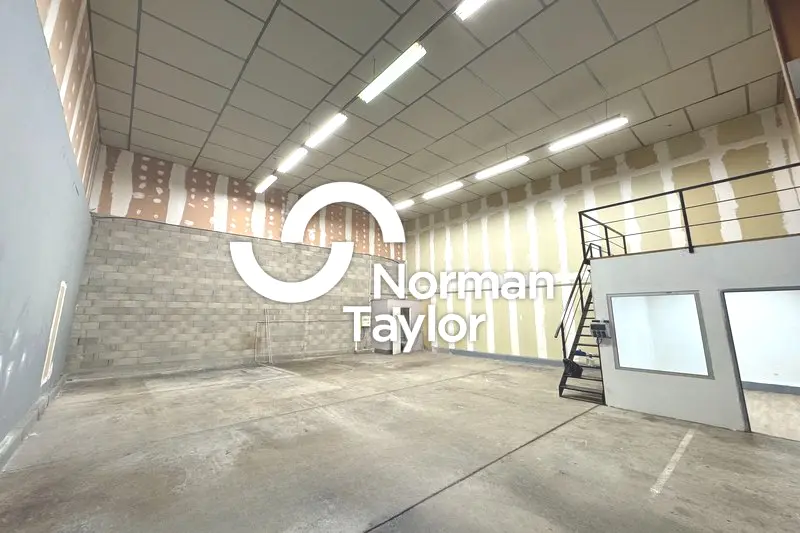 Entrepôt / Activité à louer - Vendargues (34740) - 132 m² - 1 300 €/mois