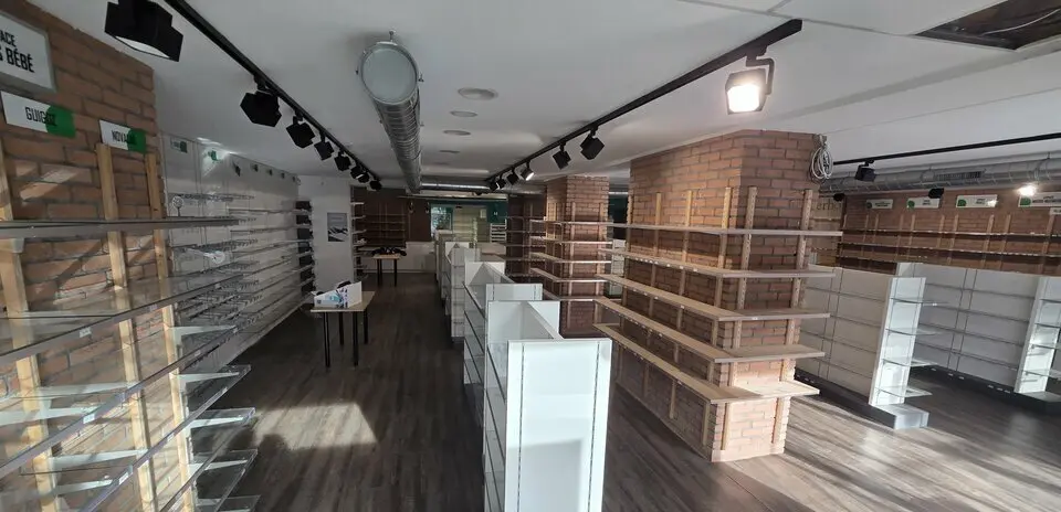 Local Commercial à vendre - Voiron (38500) - 423 m²