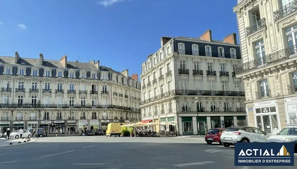 Bureau à vendre - Nantes (44000) - 147 m²