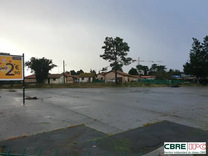 Terrain à louer - Tarnos (40220) - 3350 m² - 3 500 €/mois