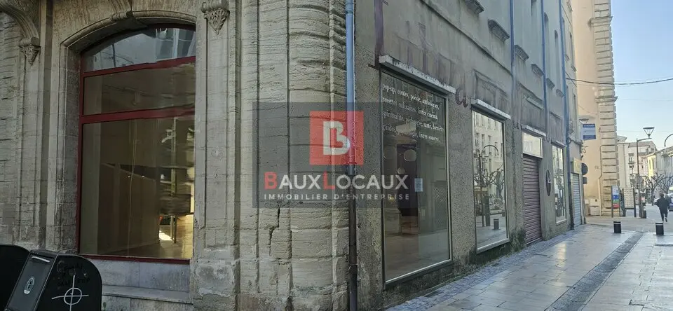 Local Commercial à louer - Carpentras (84200) - 288 m² - 4 000 €/mois