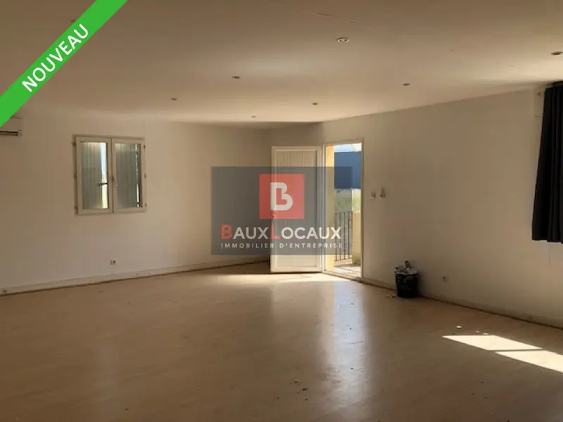 Bureau à louer - Caumont-Sur-Durance (84510) - 40 m² - 450 €/mois