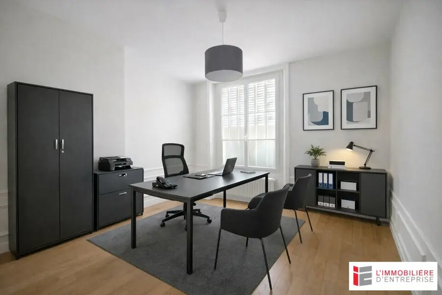 Bureau à louer - Rennes (35000) - 65 m² - 1 000 €/mois