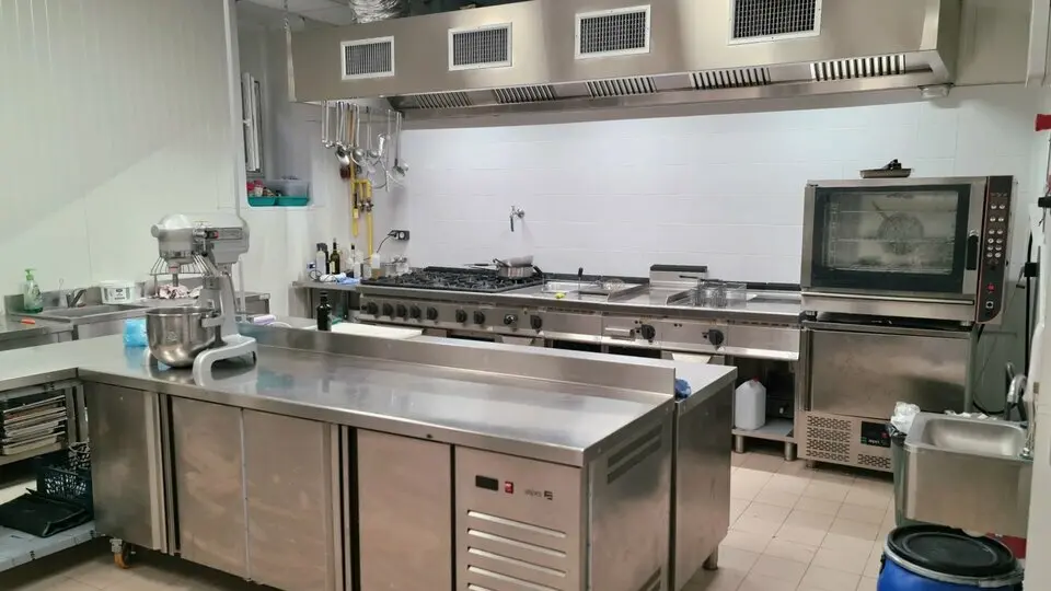 RUE DE FRANCE - TRAITEUR / RESTAURANT / LABORATOIRE