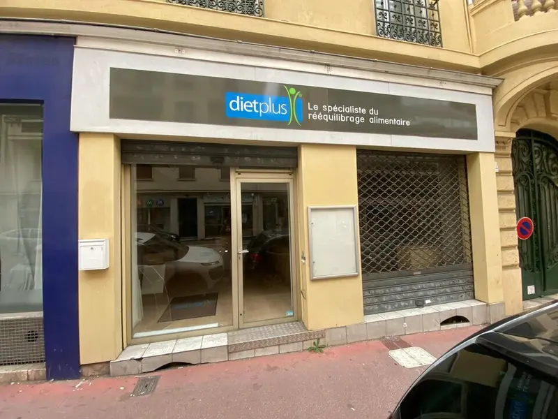 Local Commercial à louer - Nice (06100) - 39 m² - 779 €/mois
