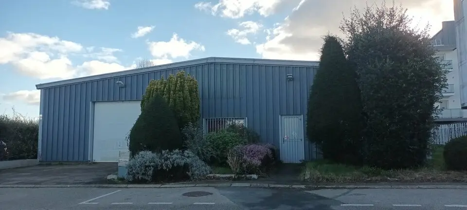 Entrepôt / Activité à louer - Sainte-Adresse (76310) - 308 m² - 2 950 €/mois