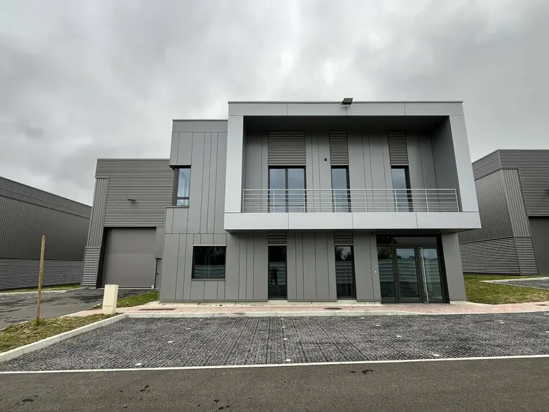 Entrepôt / Activité à vendre - Courtry (77181) - 696 m²