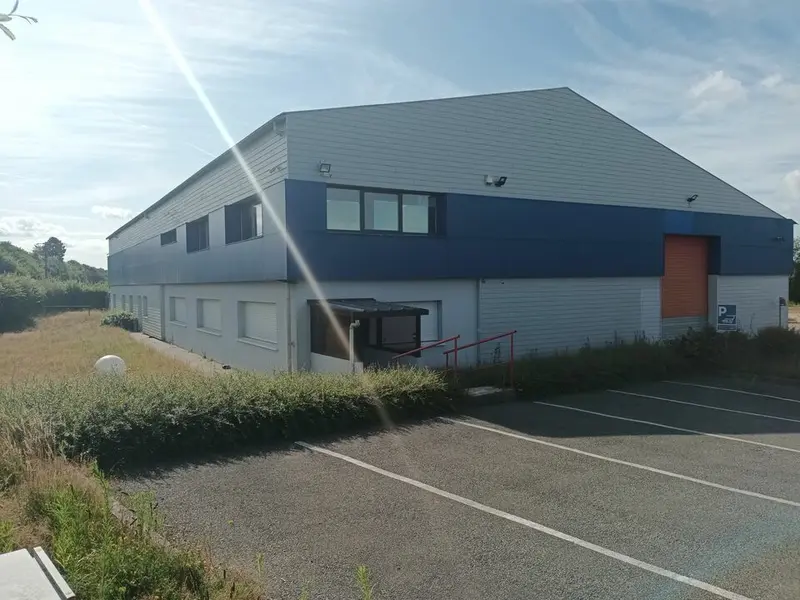 Entrepôt / Activité à vendre - Barneville-Sur-Seine (27310) - 1135 m²