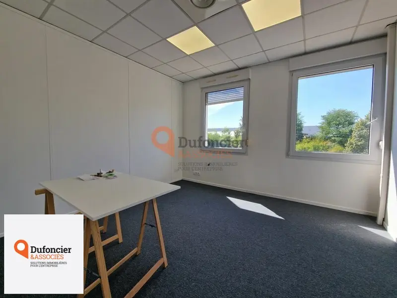 Bureau à louer - Poitiers (86000) - 80 m² - 1 000 €/mois
