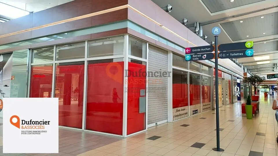 A louer Local commercial  81m² Antran
