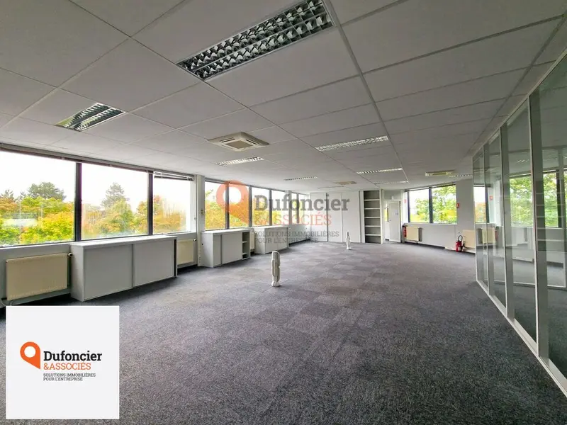LOCATION DE BUREAUX DE 1 027 M² GRAND POITIERS - FUTUROSCOPE
