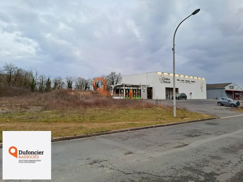 A vendre Terrain 4237m² Châtellerault