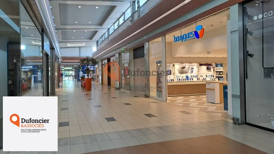 Local Commercial à louer - Antran (86100) - 121 m² - 2 016 €/mois