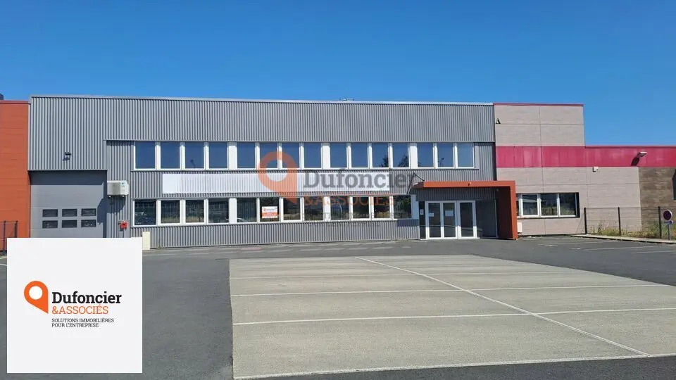 Bureau à louer - Châtellerault (86100) - 568 m² - 3 472 €/mois