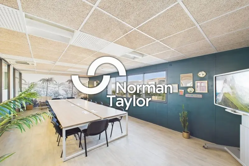 Bureau à louer - Castries (34160) - 965 m² - 11 258 €/mois