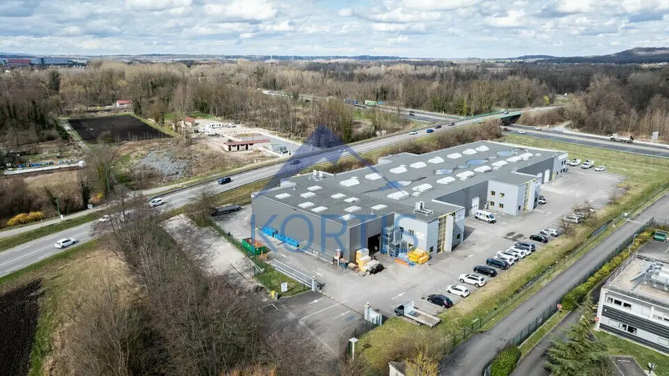 Entrepôt / Activité à louer - La Verpillière (38290) - 415 m² - 3 181 €/mois
