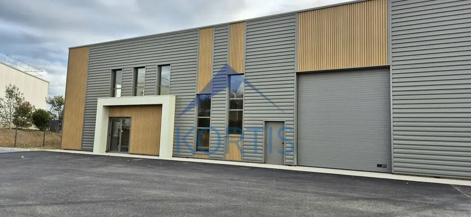 Entrepôt / Activité à louer - Trévoux (01600) - 513 m² - 4 333 €/mois