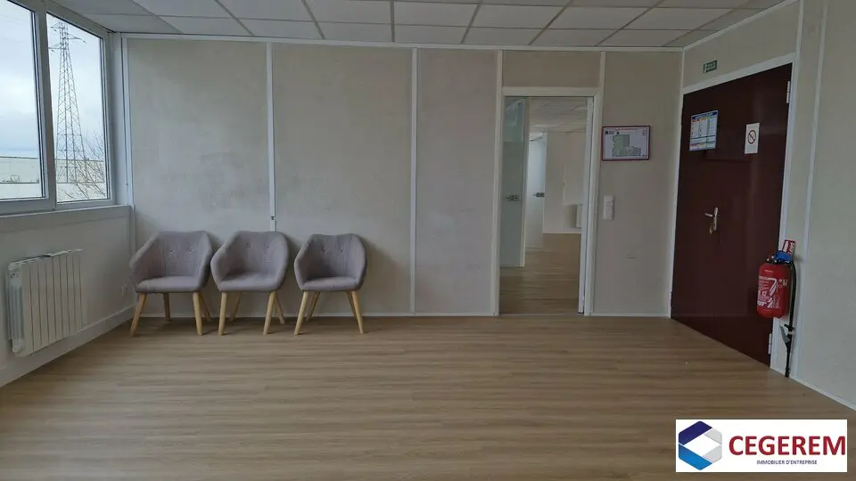 Bureau à louer - Moissy-Cramayel (77550) - 217 m² - 2 164 €/mois