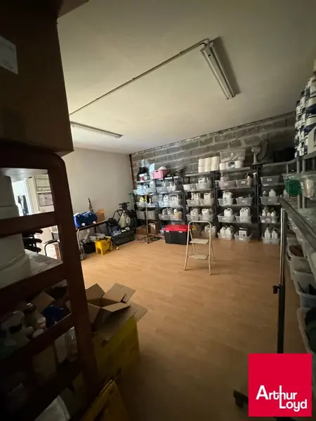 Entrepôt / Activité à louer - Biarritz (64200) - 210 m² - 2 100 €/mois