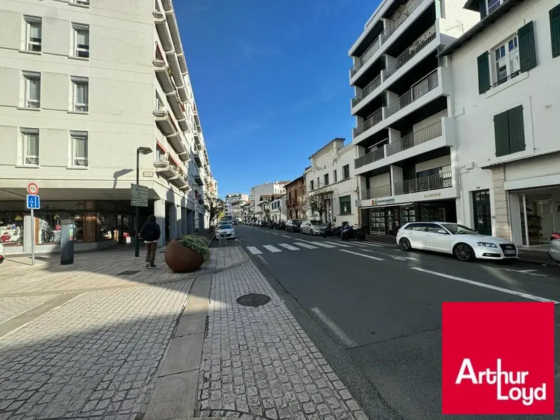 PLEIN CENTRE - SAINT-JEAN-DE-LUZ - 40M2