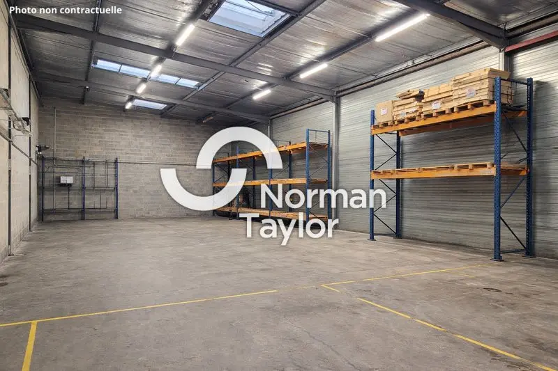 A louer Locaux d'activité 500m² Lunel