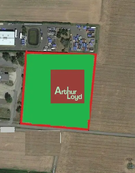 PONT DU CHATEAU - A VENDRE TERRAIN 16 896 M² - POSSIBILITE DIVISION 