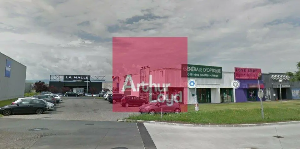 LOCAL COMMERCIAL 187 M² A LOUER LEMPDES  ZONE COMMERCIALE 