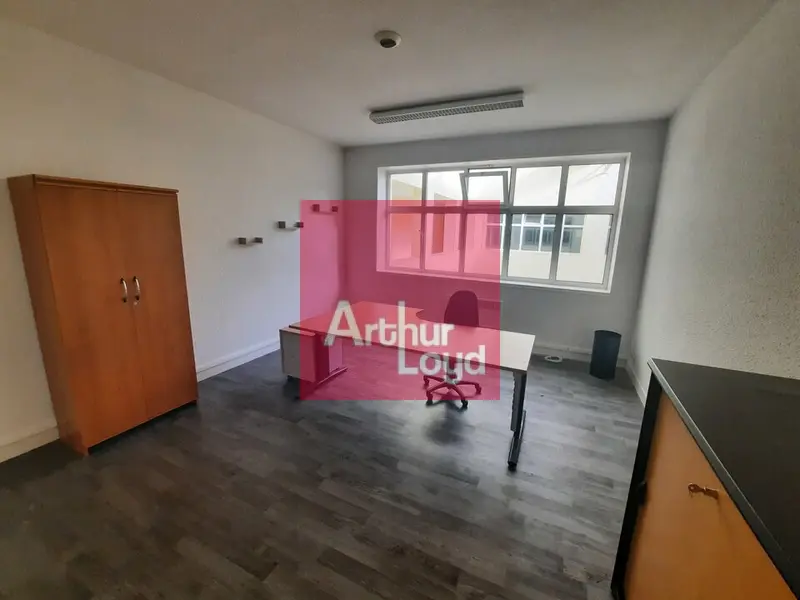 BUREAUX A LOUER CLERMONT BREZET 20M²