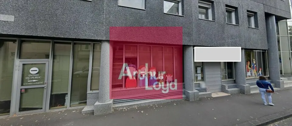 CLERMONT FERRAND BUREAUX A VENDRE 316 M² et 5 places de stationnement
