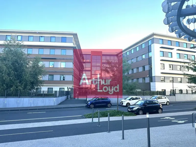 A vendre Bureaux 3209m² Clermont-Ferrand