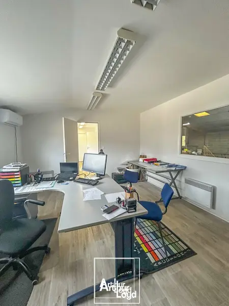 A vendre Locaux d'activité 320m² Brive-la-Gaillarde