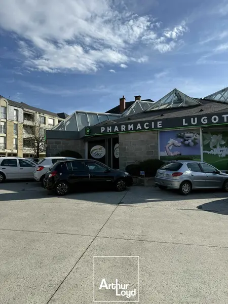 Local Commercial à vendre - La Chapelle-Aux-Brocs (19360) - 270 m²