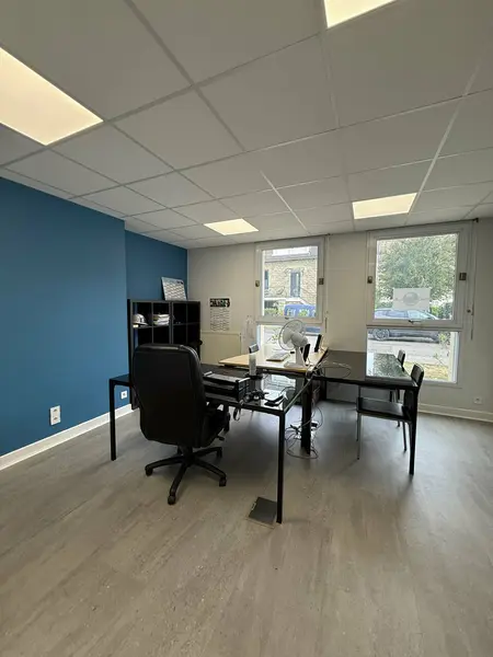 Bureau à louer - Brive-La-Gaillarde (19100) - 100 m² - 1 060 €/mois