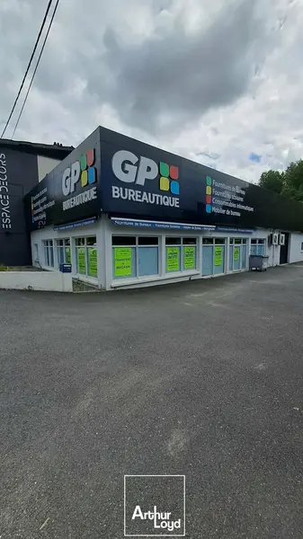 Local Commercial à louer - Tulle (19000) - 250 m² - 2 500 €/mois