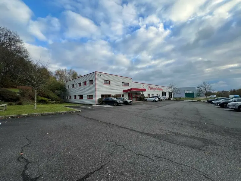 A vendre Locaux d'activité 1820m² Limoges