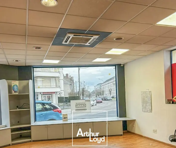 Local Commercial à louer - Brive-La-Gaillarde (19100) - 150 m² - 1 800 €/mois