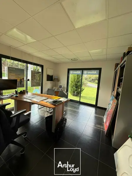 Bureau à vendre - Sarlat-La-Canéda (24200) - 170 m²