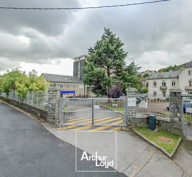 Bureau à louer - Tulle (19000) - 7421 m²