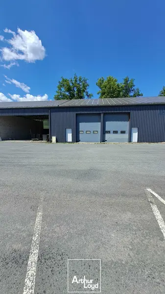 Entrepôt / Activité à louer - Ussac (19270) - 275 m² - 900 €/mois