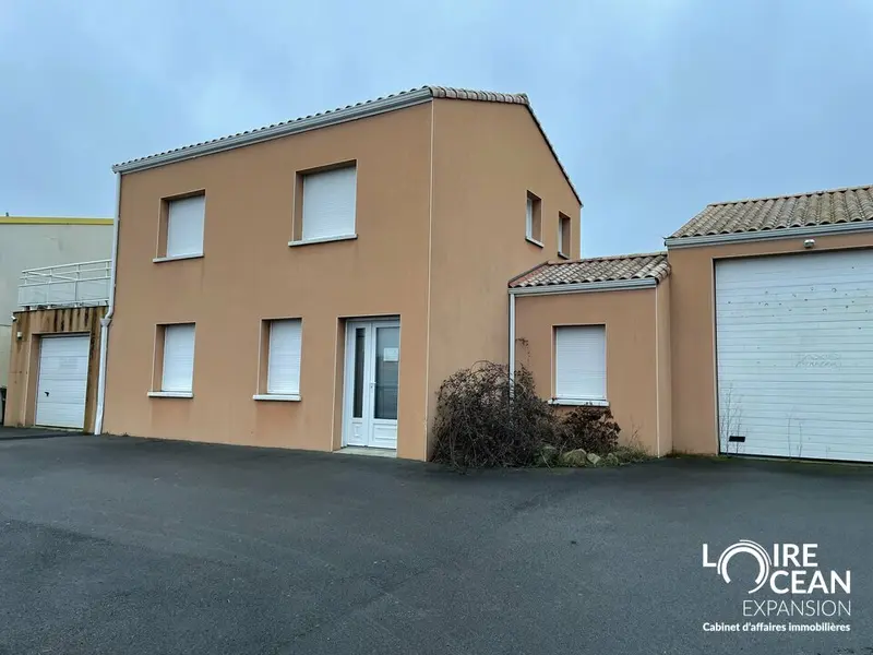 Entrepôt / Activité à louer - Divatte-Sur-Loire (44450) - 200 m² - 833 €/mois