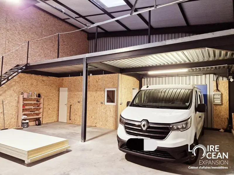 Entrepôt / Activité à louer - Chaumes-En-Retz (44680) - 130 m² - 650 €/mois