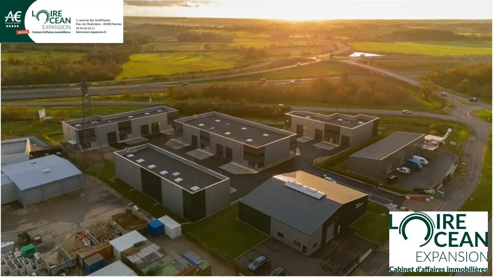 Entrepôt / Activité à vendre - Saint-Jean-De-Boiseau (44640) - 227 m²